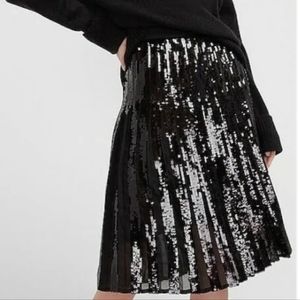 EXPRESS Black Sequined Midi skirt